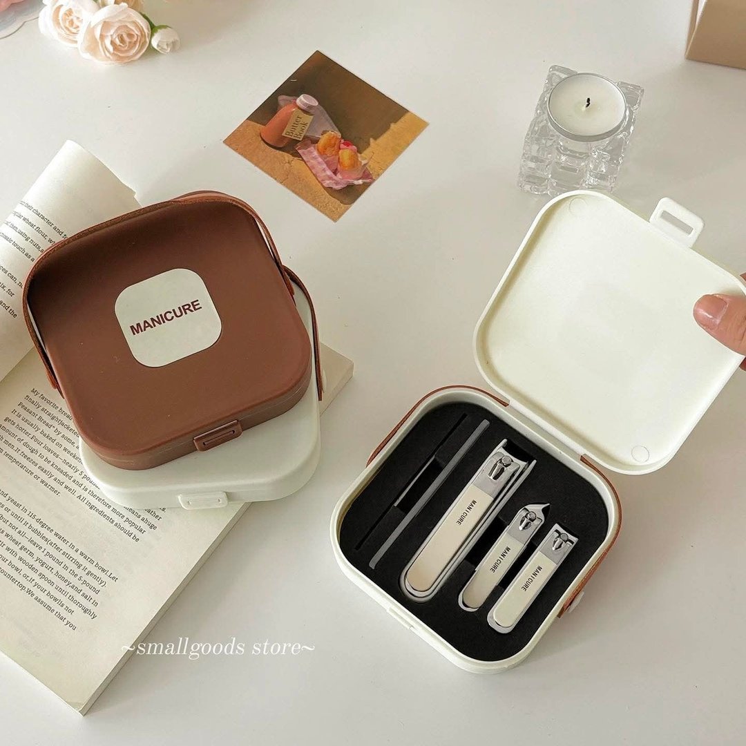 Manicure Set
